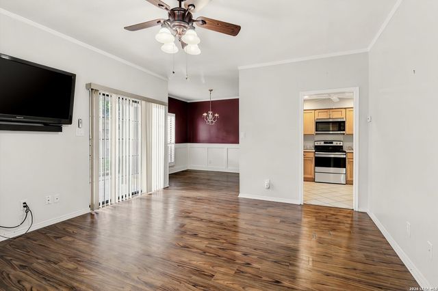 11839 Parliament St Apt 311, San Antonio, TX 78216