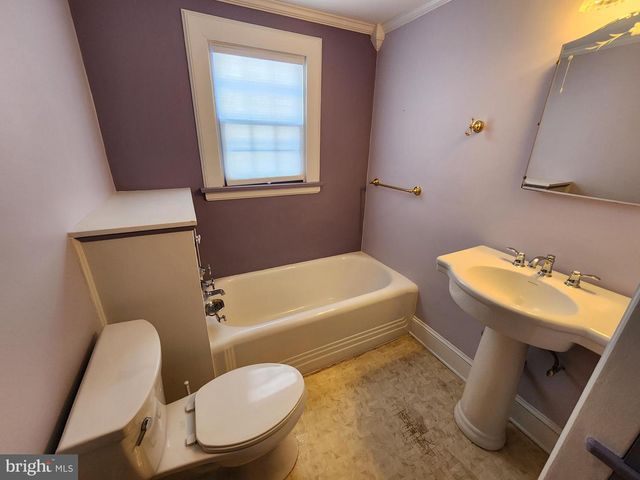 1 DENNIS ST, Martinsburg, WV 25401