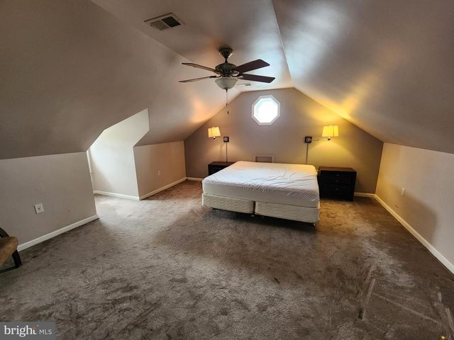 1 DENNIS ST, Martinsburg, WV 25401