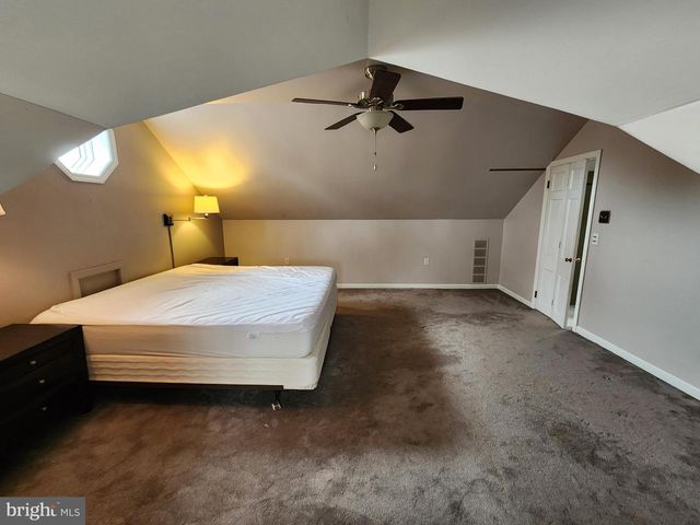 1 DENNIS ST, Martinsburg, WV 25401