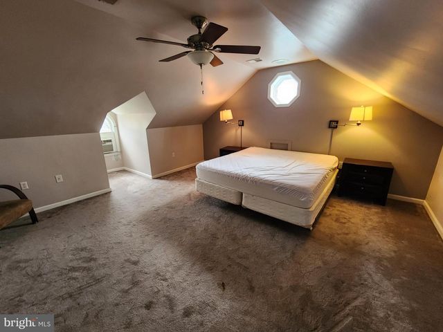 1 DENNIS ST, Martinsburg, WV 25401