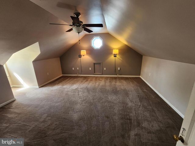 1 DENNIS ST, Martinsburg, WV 25401