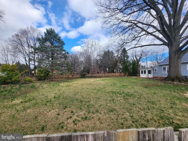 1 DENNIS ST, Martinsburg, WV 25401