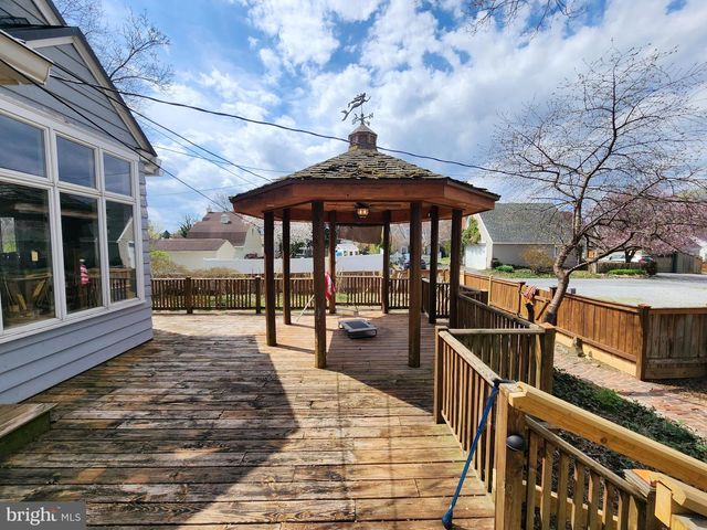 1 DENNIS ST, Martinsburg, WV 25401
