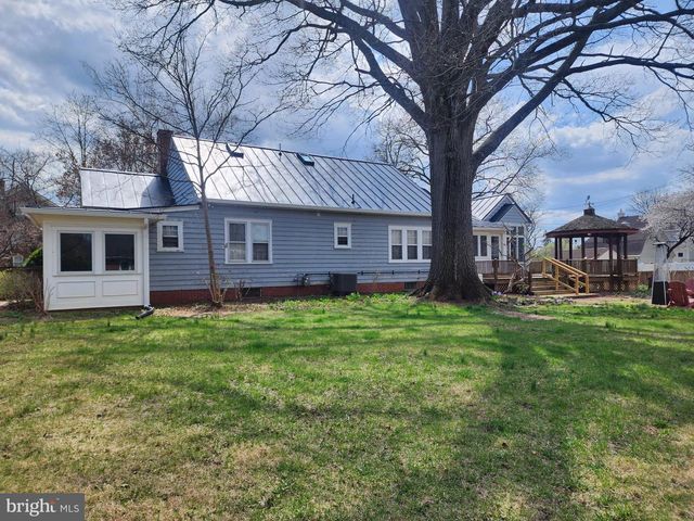 1 DENNIS ST, Martinsburg, WV 25401