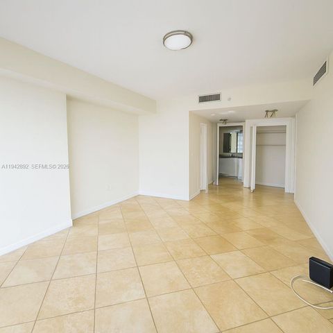 1881 79th St Cswy 1106, North Bay Village, FL 33141