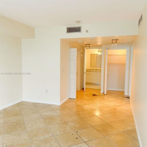 1881 79th St Cswy 1106, North Bay Village, FL 33141