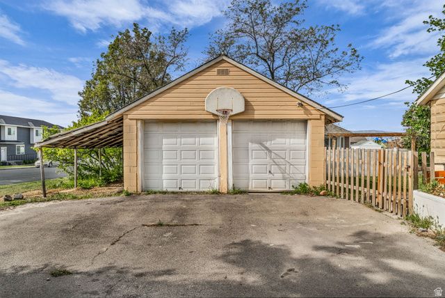 710 S LOCUST AVE, Pleasant Grove, UT 84062