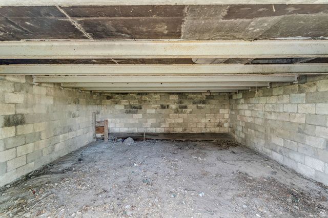 710 S LOCUST AVE, Pleasant Grove, UT 84062