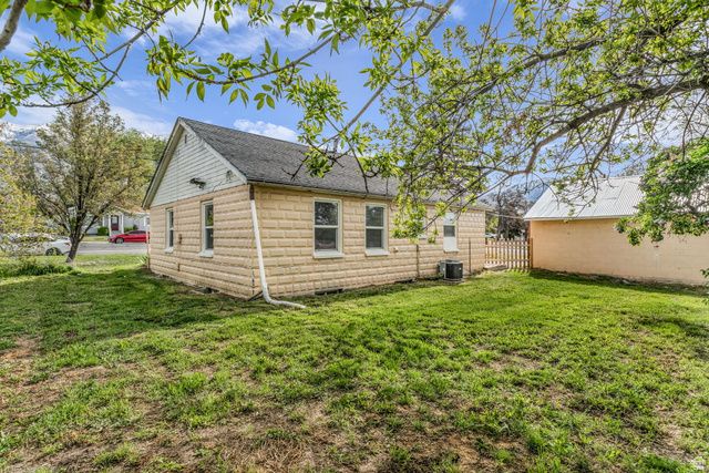 710 S LOCUST AVE, Pleasant Grove, UT 84062