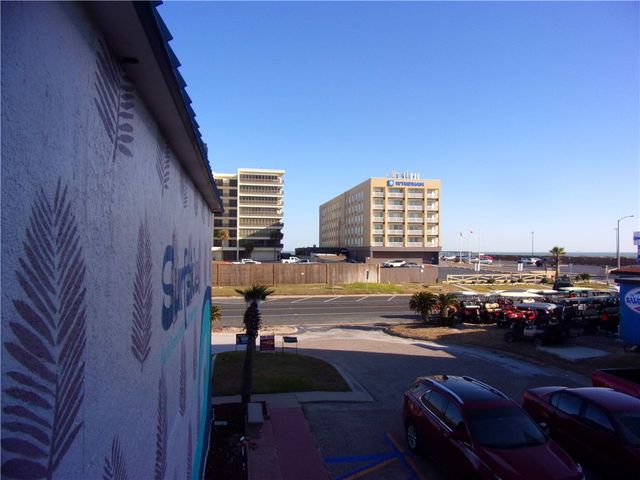 15005 Windward Dr 211, Corpus Christi, TX 78418