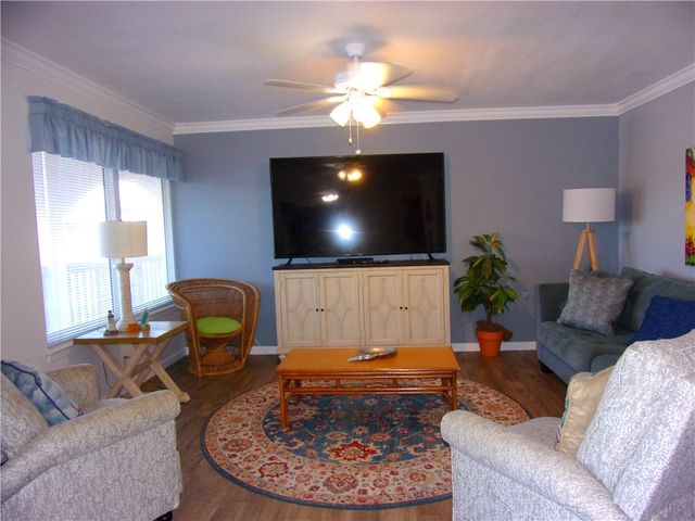 15005 Windward Dr 211, Corpus Christi, TX 78418