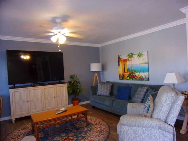 15005 Windward Dr 211, Corpus Christi, TX 78418