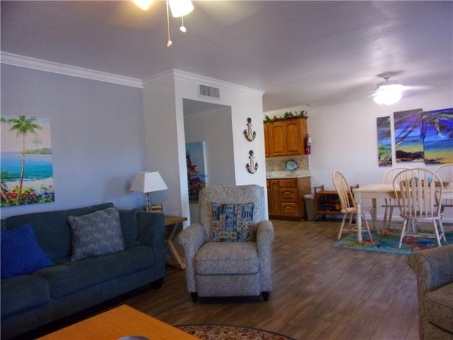 15005 Windward Dr 211, Corpus Christi, TX 78418