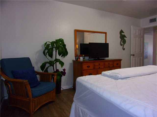 15005 Windward Dr 211, Corpus Christi, TX 78418