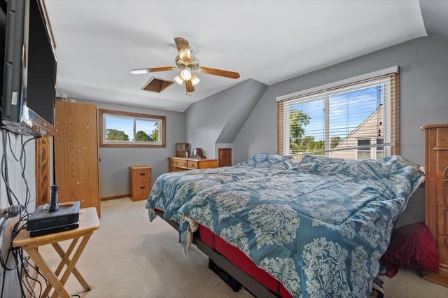 2871 S 85th STREET, West Allis, WI 53227