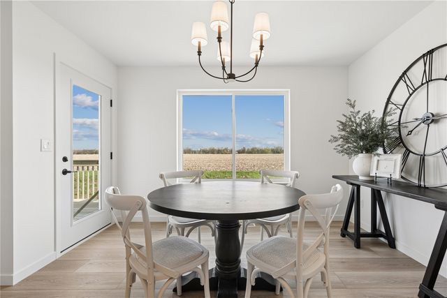 247 Hackberry Dr, Palo, IA 52324
