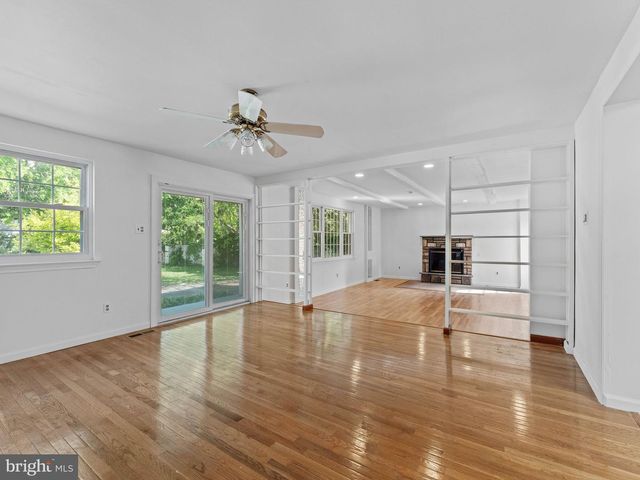 20 DAVIS AVE, Broomall, PA 19008