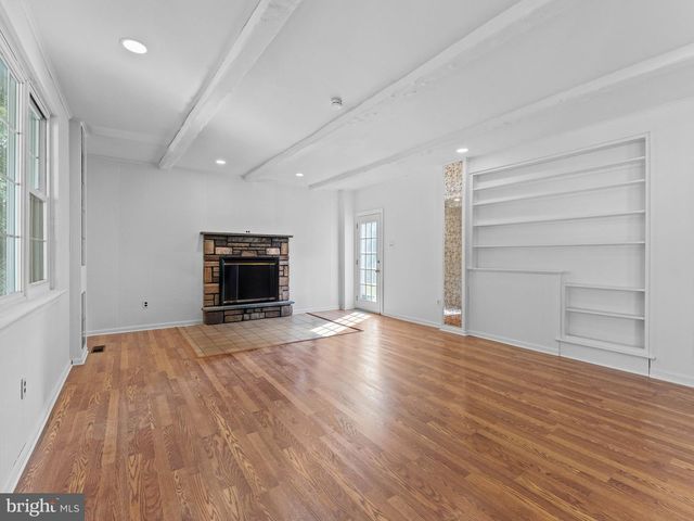 20 DAVIS AVE, Broomall, PA 19008