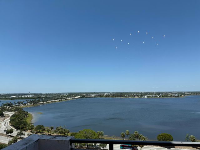 616 Clearwater Park Road Lp01, West Palm Beach, FL 33401