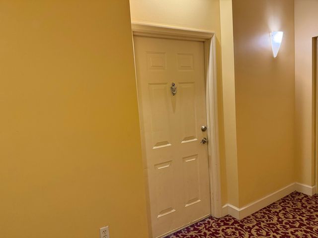 616 Clearwater Park Road Lp01, West Palm Beach, FL 33401