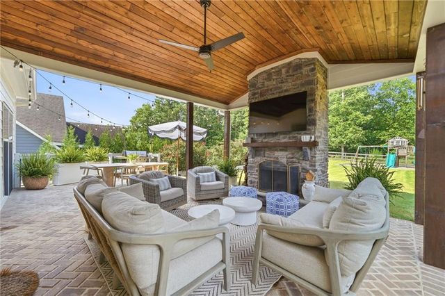 1128 Blankets Creek Drive, Canton, GA 30114