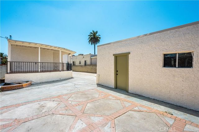 7523 Dalton Avenue, Los Angeles, CA 90047
