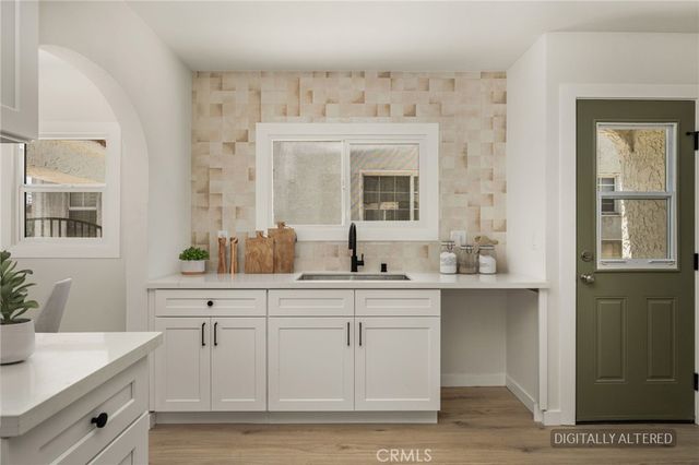 7523 Dalton Avenue, Los Angeles, CA 90047