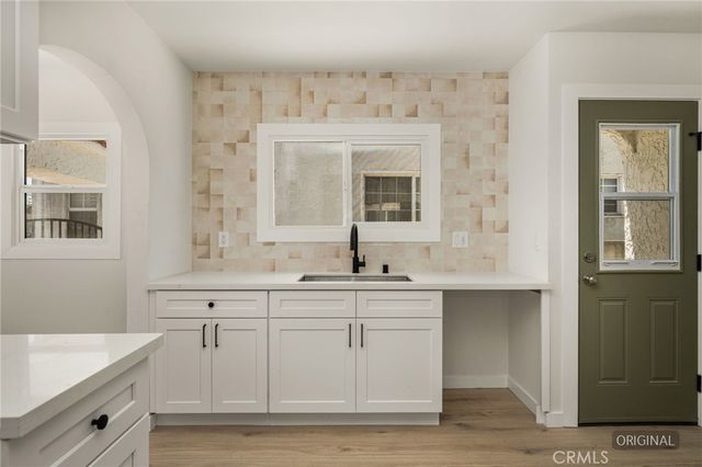 7523 Dalton Avenue, Los Angeles, CA 90047