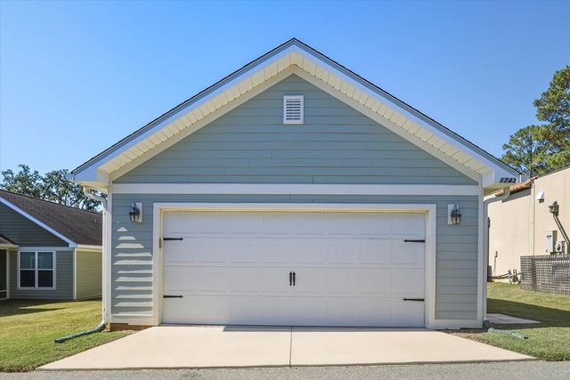 1743 Brush Hill Road, Tallahassee, FL 32308