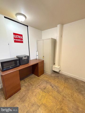 501 DELSEA DR, Sewell, NJ 08080