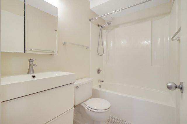 66 9th Street E 1315, Saint Paul, MN 55101