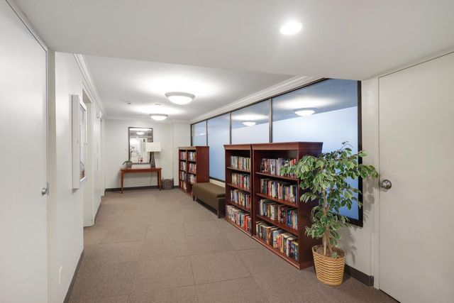 66 9th Street E 1315, Saint Paul, MN 55101