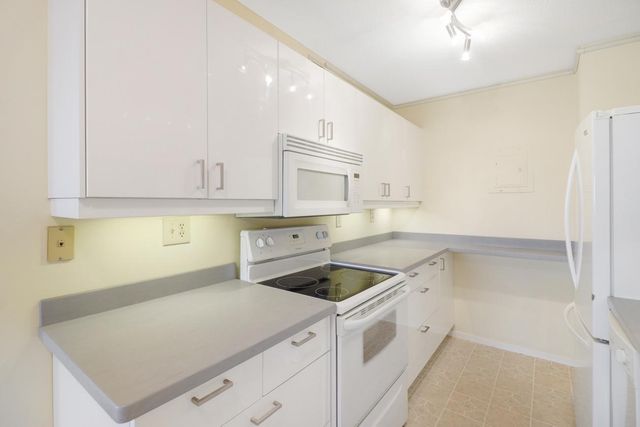 66 9th Street E 1315, Saint Paul, MN 55101