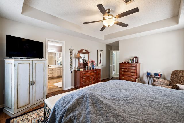 60 Vantage Drive, Maumelle, AR 72113