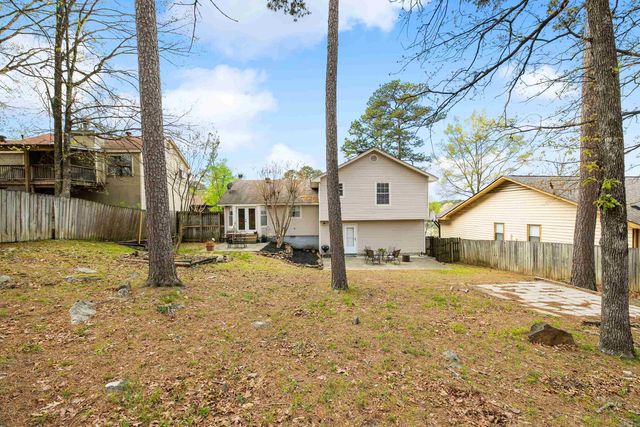 60 Vantage Drive, Maumelle, AR 72113