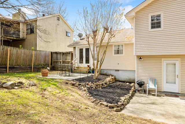 60 Vantage Drive, Maumelle, AR 72113