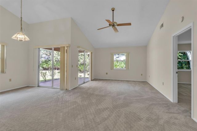 4877 VILLAGE GARDENS DRIVE 193, Sarasota, FL 34234