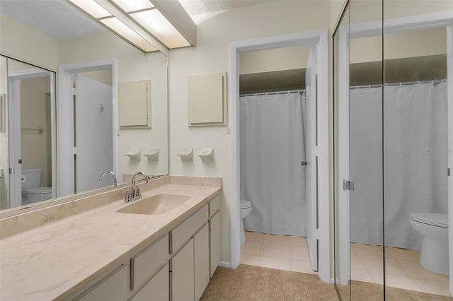 4877 VILLAGE GARDENS DRIVE 193, Sarasota, FL 34234