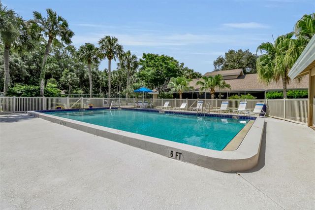 4877 VILLAGE GARDENS DRIVE 193, Sarasota, FL 34234