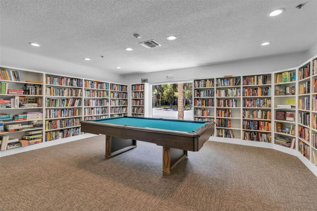 4877 VILLAGE GARDENS DRIVE 193, Sarasota, FL 34234