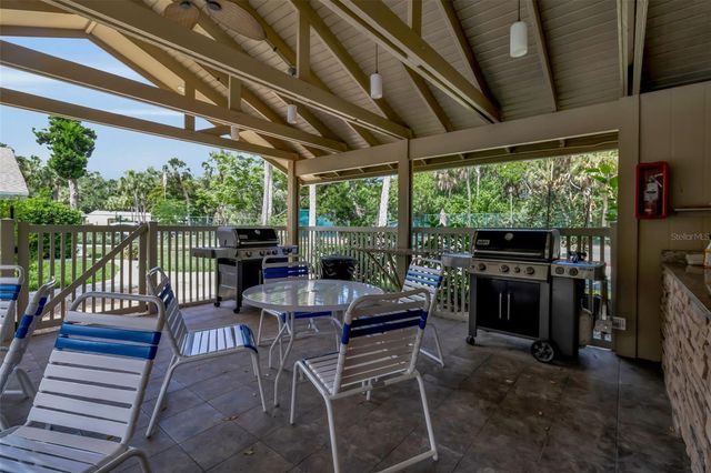 4877 VILLAGE GARDENS DRIVE 193, Sarasota, FL 34234