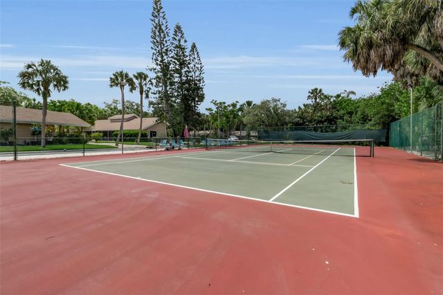 4877 VILLAGE GARDENS DRIVE 193, Sarasota, FL 34234