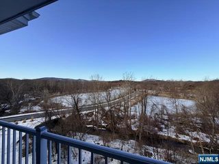 9411 Warrens Way, Wanaque, NJ 07465