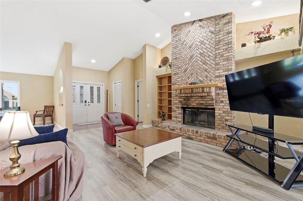 Image 11 of property listing at 2418 ANTHONY AVENUE, Clearwater, FL 33759