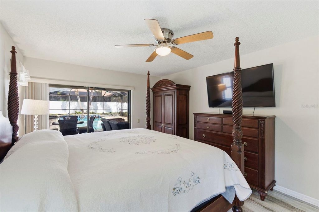 Image 16 of property listing at 2418 ANTHONY AVENUE, Clearwater, FL 33759