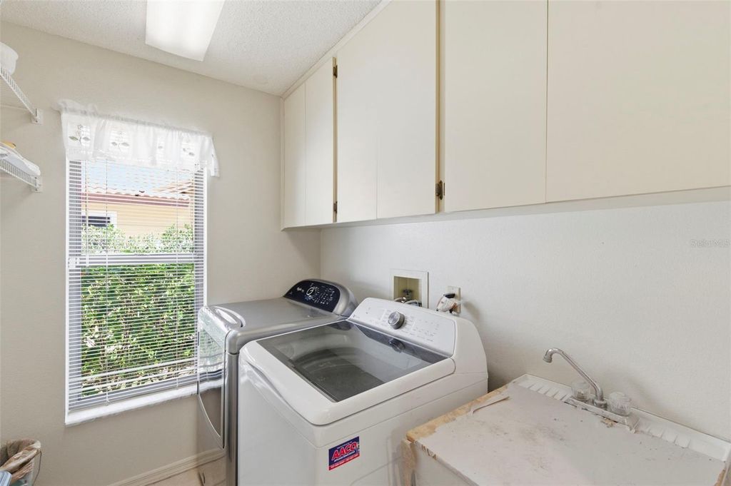 Image 29 of property listing at 2418 ANTHONY AVENUE, Clearwater, FL 33759