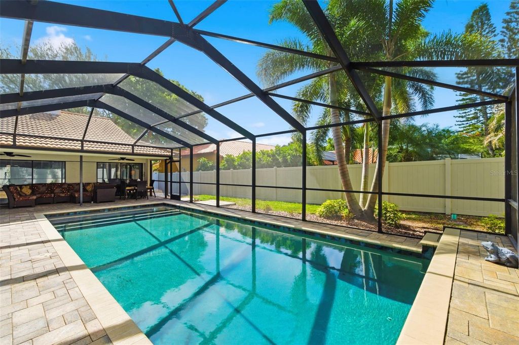 Image 46 of property listing at 2418 ANTHONY AVENUE, Clearwater, FL 33759