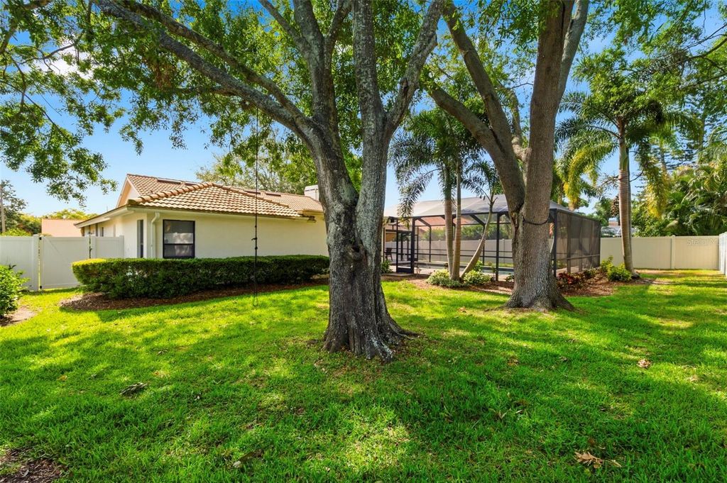 Image 49 of property listing at 2418 ANTHONY AVENUE, Clearwater, FL 33759
