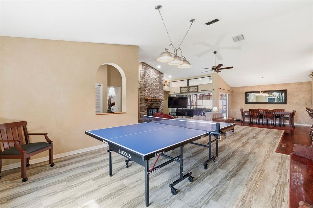 Image 8 of property listing at 2418 ANTHONY AVENUE, Clearwater, FL 33759